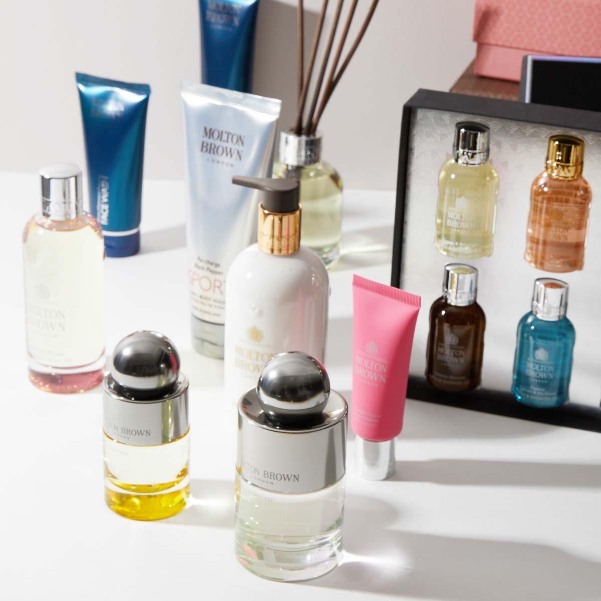 MOLTON BROWN(モルトンブラウン)『ジンジャーリリー バス&シャワージェル』の使用感をレポに関する画像19