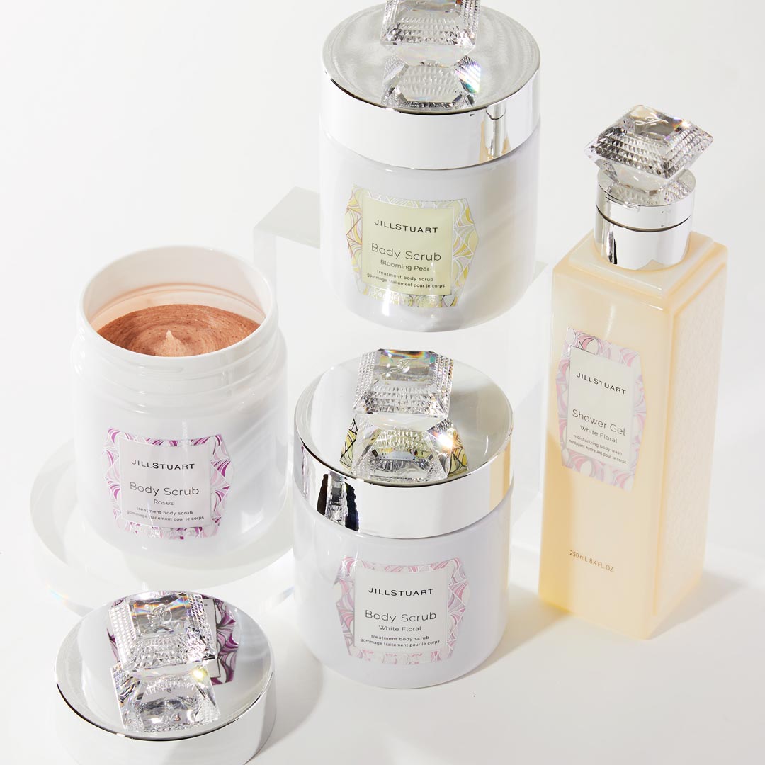 JILLSTUART(ジルスチュアート)の『ボディスクラブ <ホワイトフローラル>』をレポ!に関する画像13