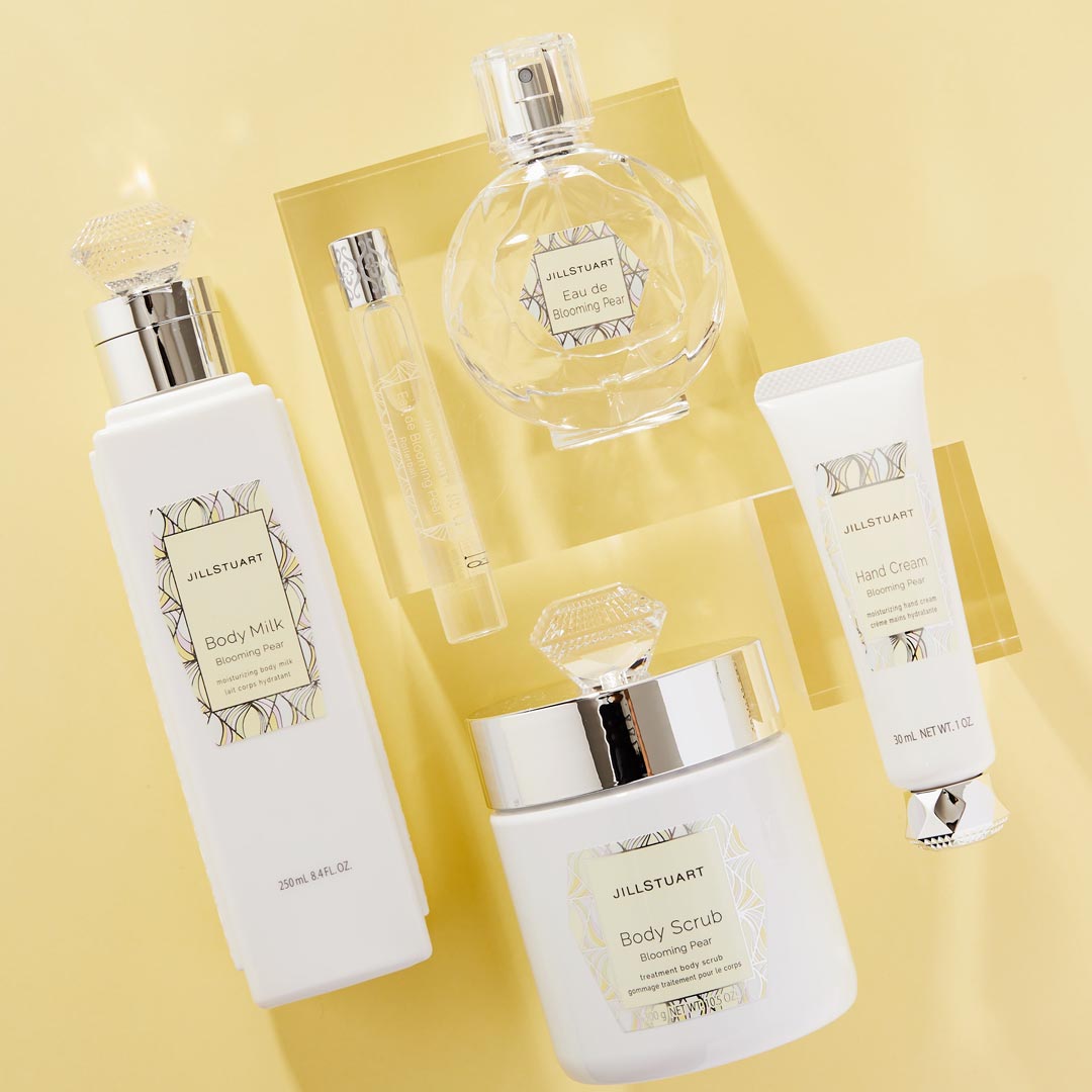 JILLSTUART(ジルスチュアート)『ハンドクリーム ブルーミングペアー 』の使用感をレポに関する画像1