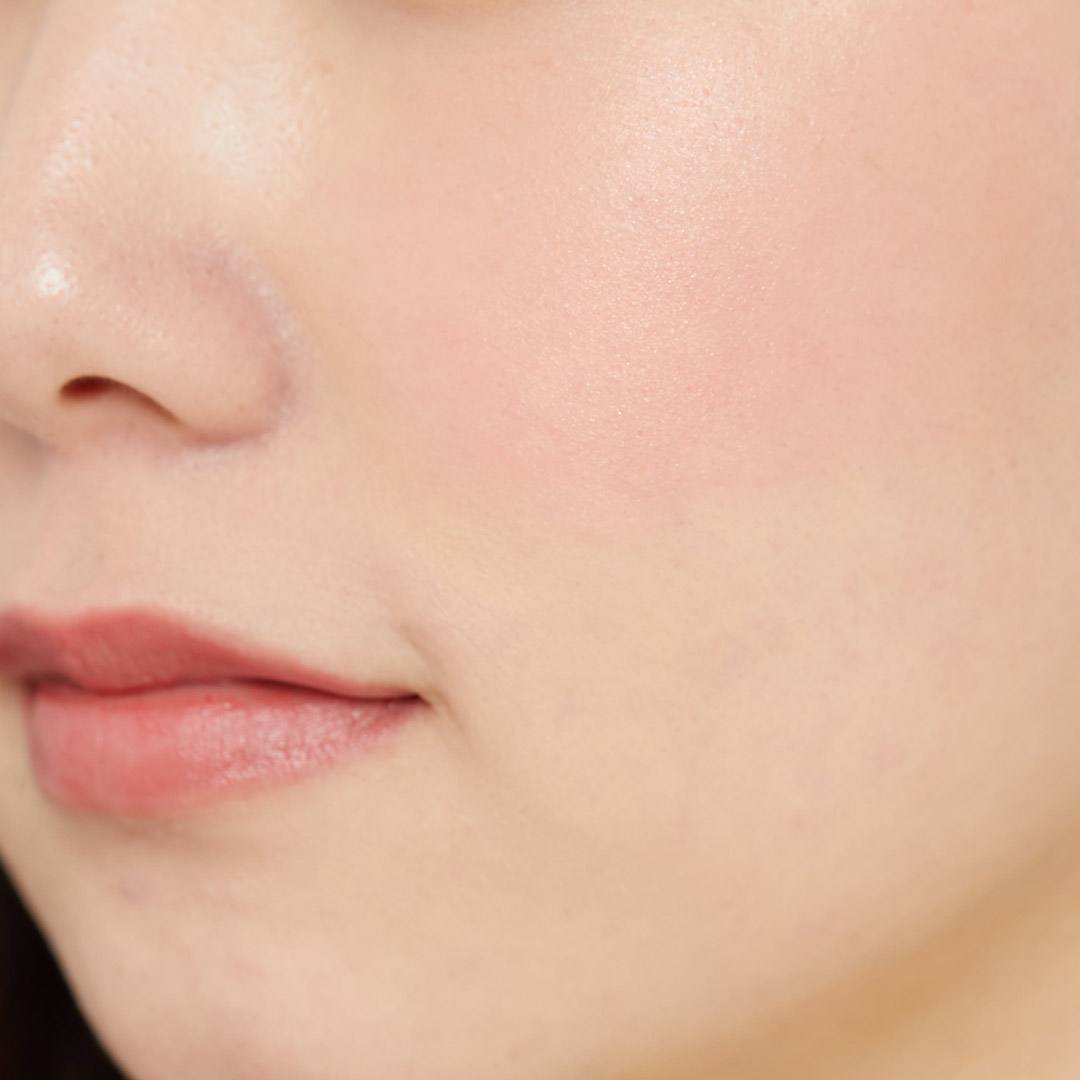 2つの血色カラーとハイライトがグラデーションに!? ブルベ冬さん必見のかわいすぎる青みピンク『AB04 シャイガール』をご紹介に関する画像27