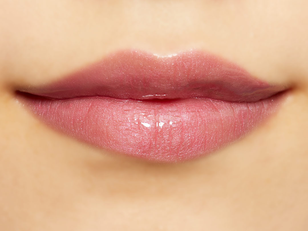 潤いたっぷりのふっくら唇に Lipaddict 205 セクシーセダクトレスに関する画像37