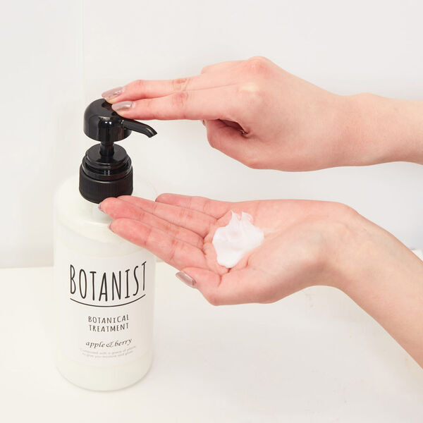 パサつきやすい髪質の方に! BOTANIST(ボタニスト)『ボタニカルトリートメント モイスト』の使用感をレポに関する画像4