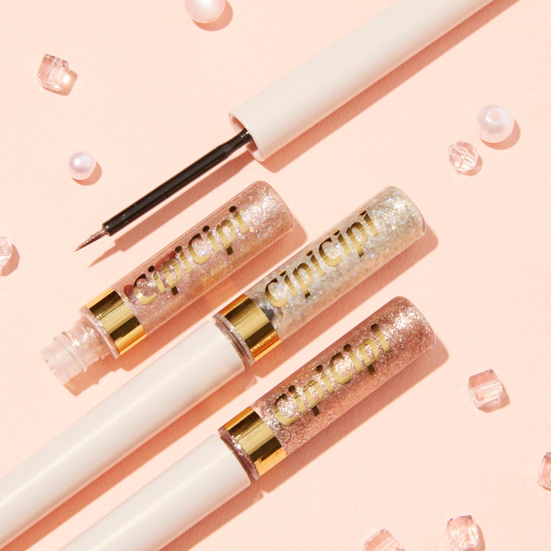CipiCipi(シピシピ)『グリッターイルミネーションライナー 02 トゥインクルスター』の使用感をレポに関する画像1