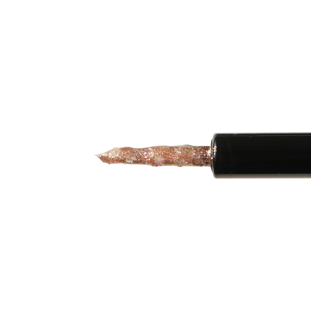 CipiCipi『グリッターイルミネーションライナー 03 ピンクスパークル』の使用感をレポに関する画像14