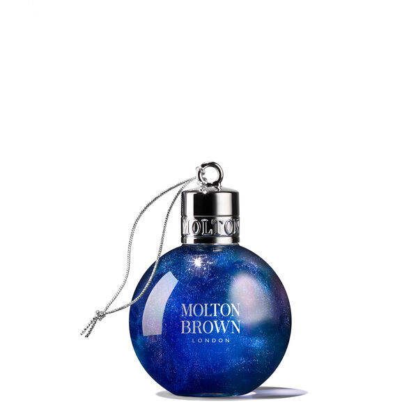 オーナメントでバスタイムが華やぐMOLTON BROWN(モルトンブラウン)『ジュニパージャズ バス&シャワージェル フェスティブボーブル』の使用感をレポに関する画像4