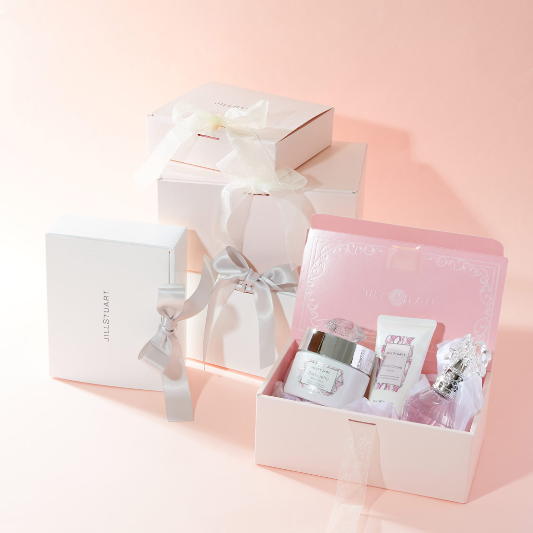 JILLSTUART(ジルスチュアート)『プレゼントボックス M』をレポに関する画像1