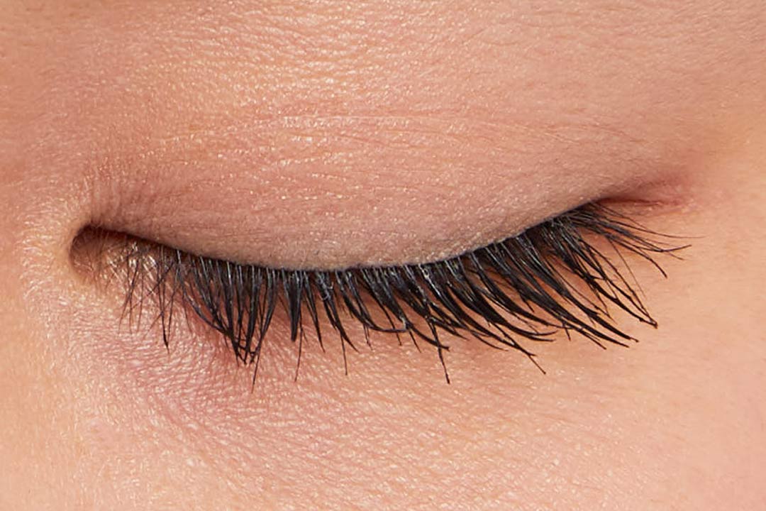 上向きロング美まつげになれる! マジョマジョの大人気マスカラに関する画像24