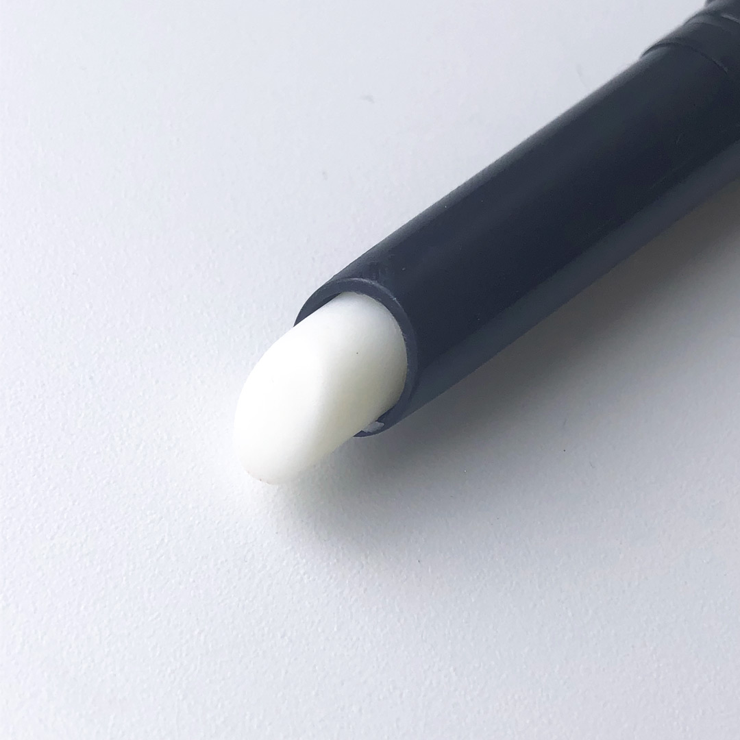 MACで一番売れている?縦じわもケアできるリップ下地に関する画像1