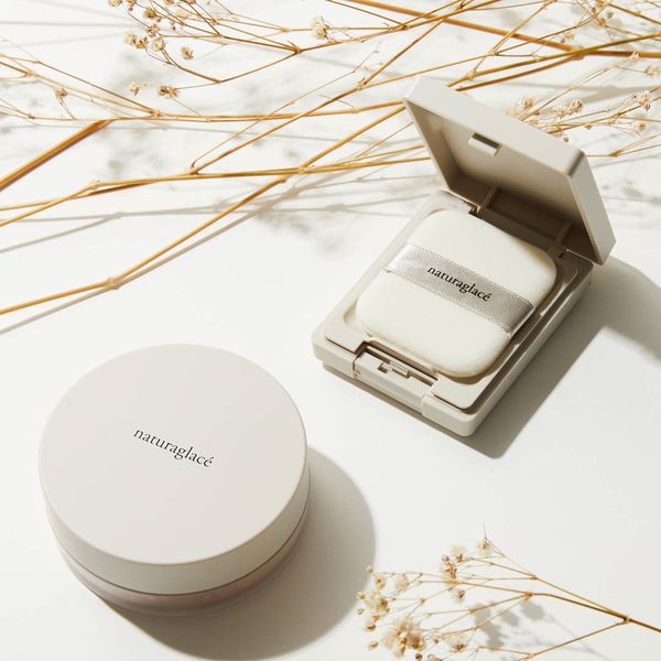 naturaglacé『ナチュラグラッセ ルースパウダー 02 パールベージュ』をレポ!に関する画像1