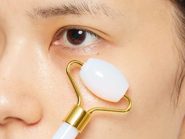 【口コミ付き】sugar.C beauty(シュガーシービューティー)のクォーツフェイシャルローラーで心地よくマッサージ!の画像