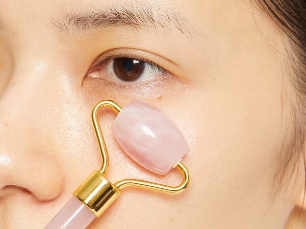 【口コミ付き】sugar.C beauty(シュガーシービューティー)のクォーツフェイシャルローラーで心地よくマッサージ!の画像